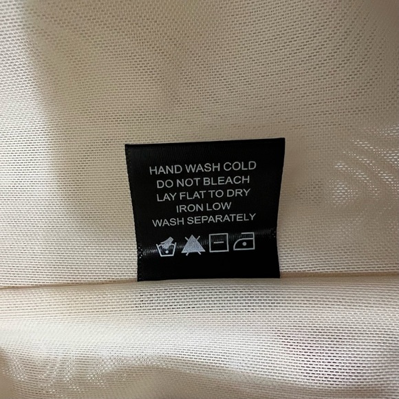 Hailee Bustier Top - Picture 12 of 14